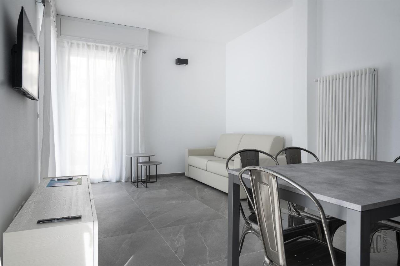 Du Lac Aparments Desenzano del Garda Eksteriør bilde